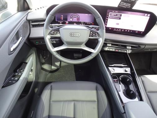 Arkona White 2026 Audi Q3 S line