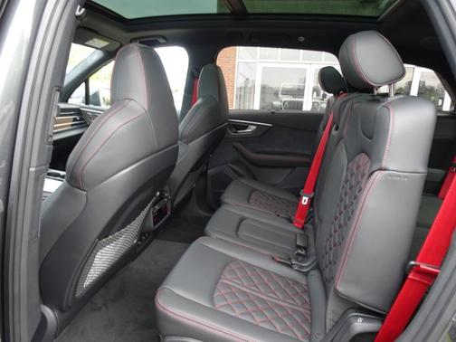 2026 Audi Q7 Prestige