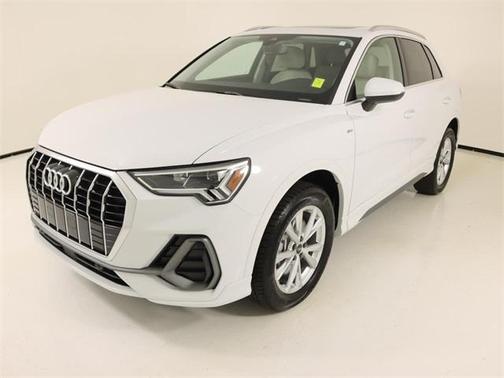 2025 Audi Q3 Premium 45 TFSI S line quattro Tiptronic