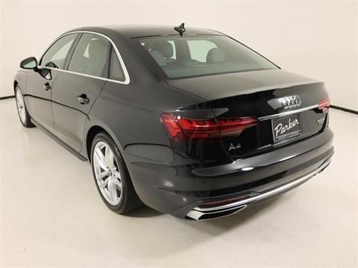 2023 Audi A4 Premium Plus 45 TFSI S line quattro S tronic