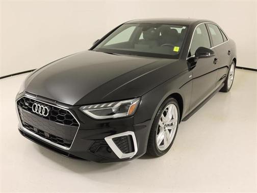 2023 Audi A4 Premium Plus 45 TFSI S line quattro S tronic