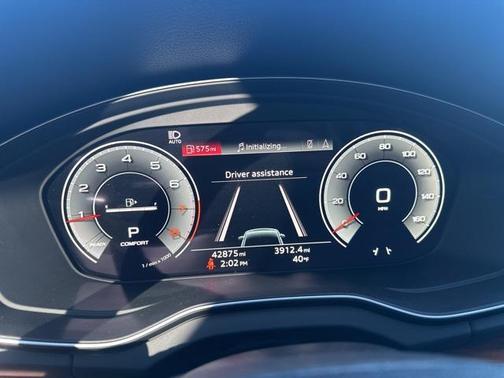 2023 Audi Q5 Premium Plus 45 TFSI S line quattro