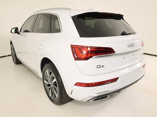 2023 Audi Q5 Premium Plus 45 TFSI S line quattro