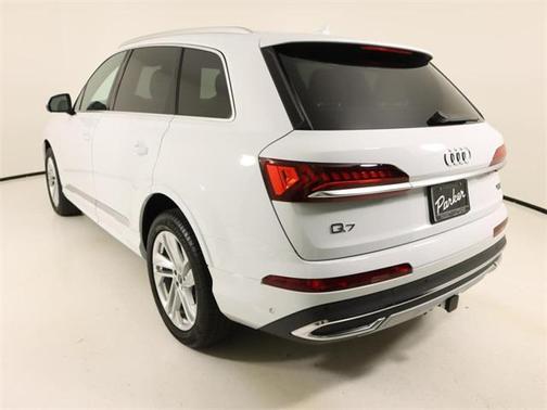 2023 Audi Q7 Premium Plus 45 TFSI quattro Tiptronic