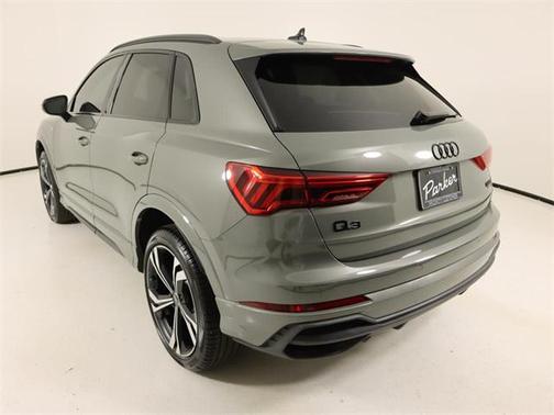 2023 Audi Q3 Premium Plus 45 TFSI S line quattro Tiptronic
