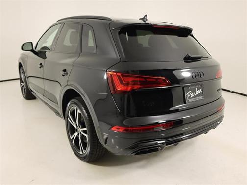 2025 Audi Q5 Prestige 45 TFSI S line quattro S tronic