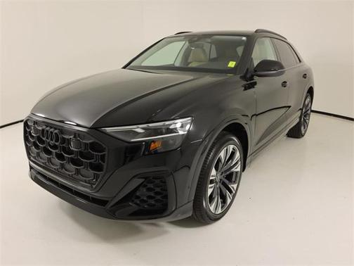 2025 Audi Q8 Premium Plus 55 TFSI quattro
