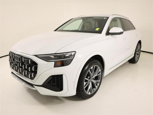 2025 Audi Q8 Premium Plus 55 TFSI quattro