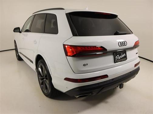 2025 Audi Q7 Premium Plus 55 TFSI quattro Tiptronic