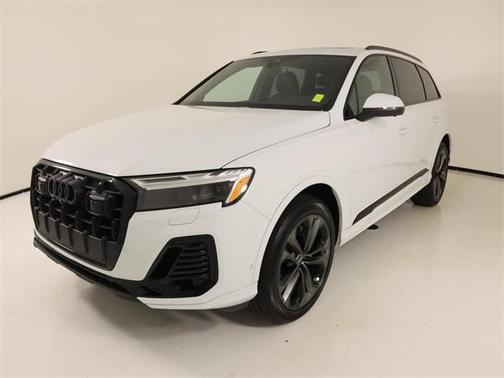 2025 Audi Q7 Premium Plus 55 TFSI quattro Tiptronic