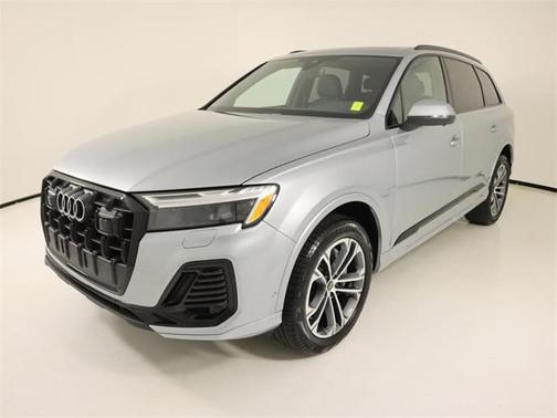2025 Audi Q7 Premium Plus 45 TFSI quattro Tiptronic