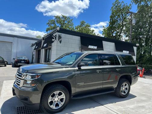 Green 2019 Chevrolet Tahoe LS