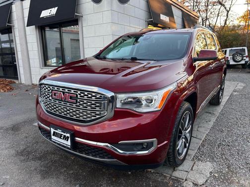 2018 GMC Acadia Denali