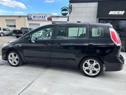 2009 Mazda Mazda5 Sport