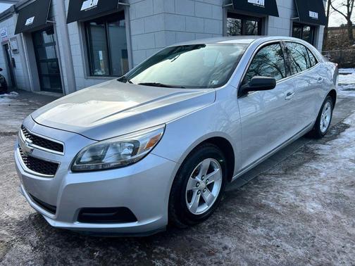 2013 Chevrolet Malibu 1LS