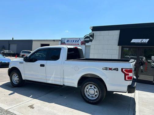 White 2018 Ford F-150 XL Pickup 4D 6 1/2 ft