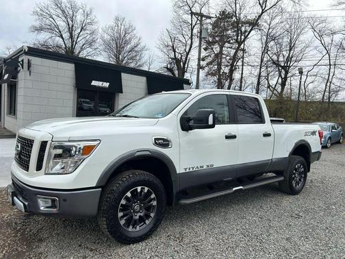 Pearl White 2018 Nissan Titan XD PRO-4X