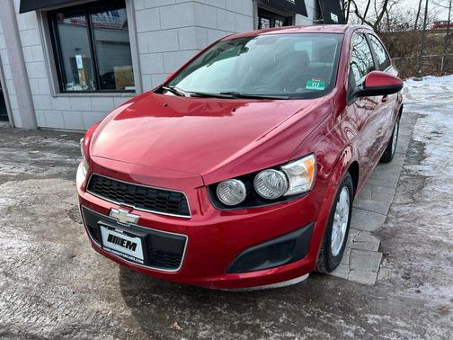 2012 Chevrolet Sonic 2LT