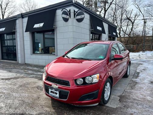 2012 Chevrolet Sonic 2LT