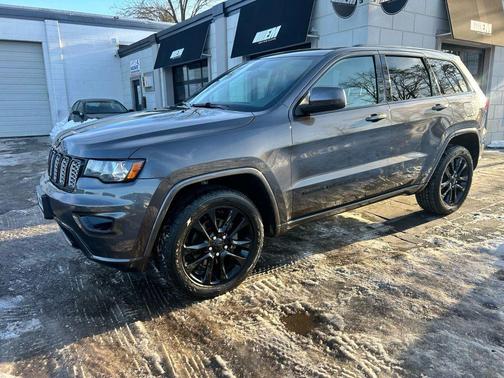 2018 Jeep Grand Cherokee Altitude