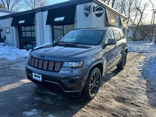 2018 Jeep Grand Cherokee Altitude