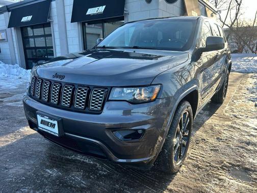 2018 Jeep Grand Cherokee Altitude