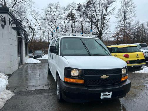 2017 Chevrolet Express 2500 Work Van