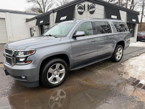 2019 Chevrolet Suburban LT