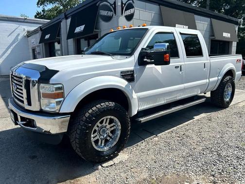 2010 Ford F-250 4WD Crew Cab 156'' Lariat