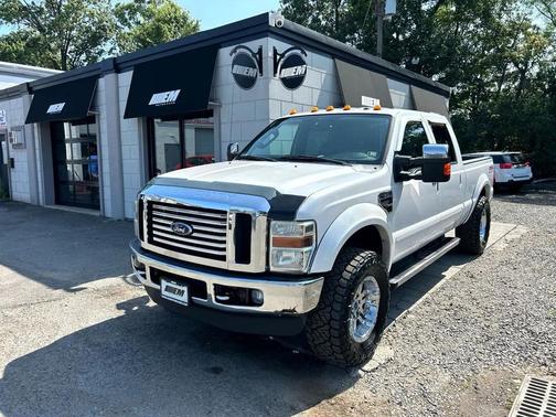 2010 Ford F-250 4WD Crew Cab 156'' Lariat