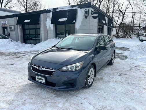 2017 Subaru Impreza 2.0i