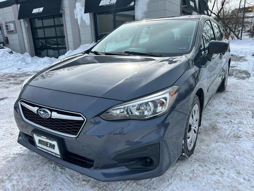 2017 Subaru Impreza 2.0i