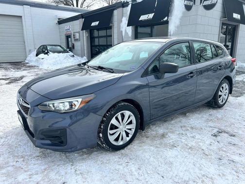 2017 Subaru Impreza 2.0i