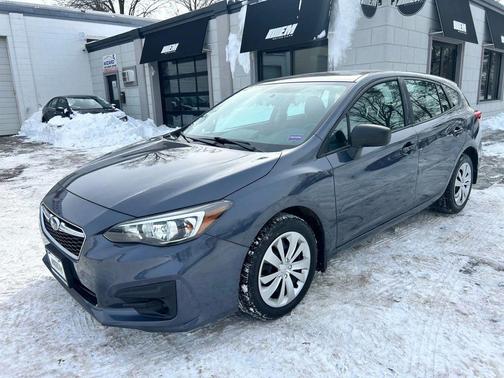 2017 Subaru Impreza 2.0i