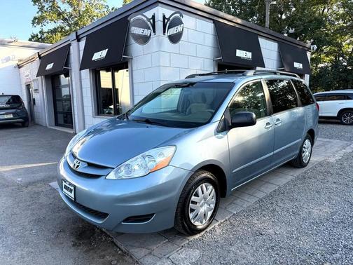 2006 Toyota Sienna LE