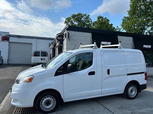 Fresh Powder 2020 Nissan NV200 S