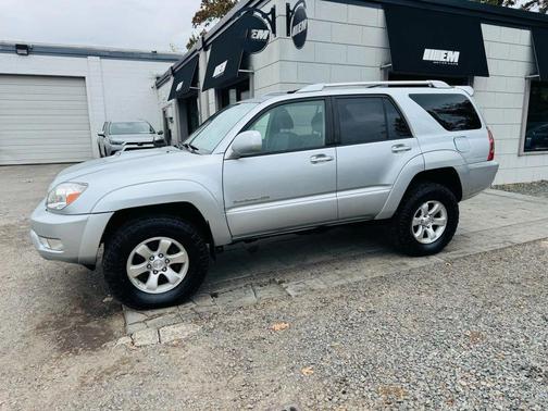 2004 Toyota 4Runner SR5 Sport