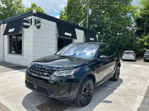 Santorini Black Metallic 2021 Land Rover Discovery Sport S