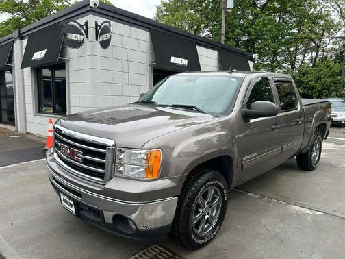 Beige 2013 GMC Sierra 1500 SLE1