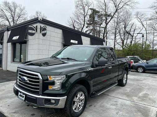 Green Gem Metallic 2016 Ford F-150 XLT