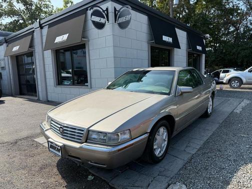 1999 Cadillac Eldorado Standard