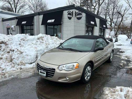 2004 Chrysler Sebring Base