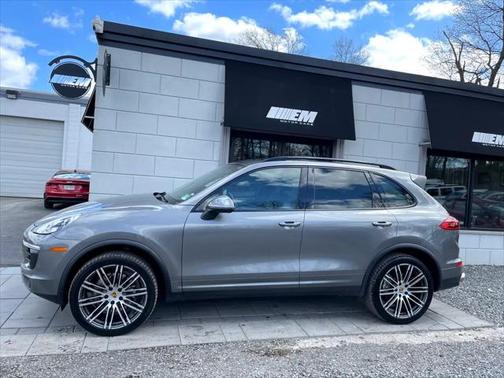 2016 Porsche Cayenne S