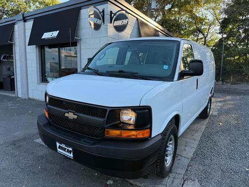 2017 Chevrolet Express 3500 Work Van