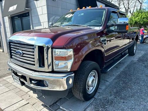 2009 Ford F-250 XLT Crew Cab