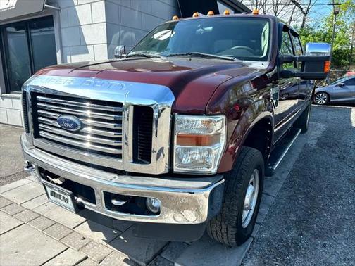 2009 Ford F-250 XLT Crew Cab