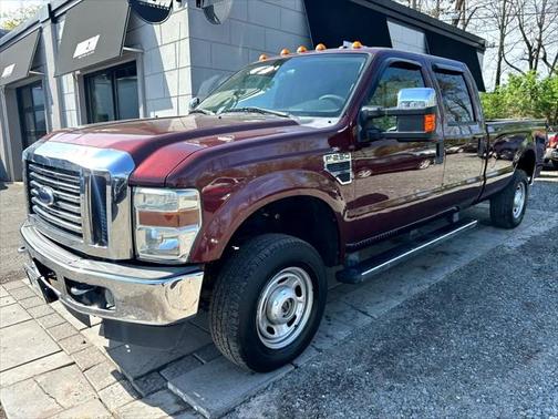 2009 Ford F-250 XLT Crew Cab