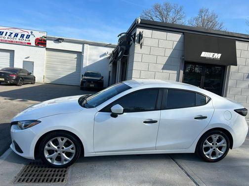 Snowflake White Pearl Mica 2015 Mazda Mazda3 i Sport