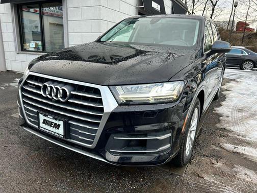 2019 Audi Q7 55 Premium Plus