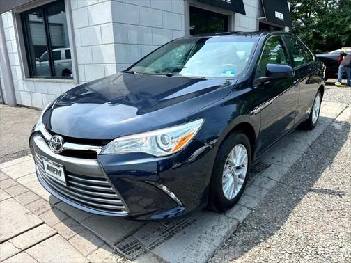 2016 Toyota Camry XLE